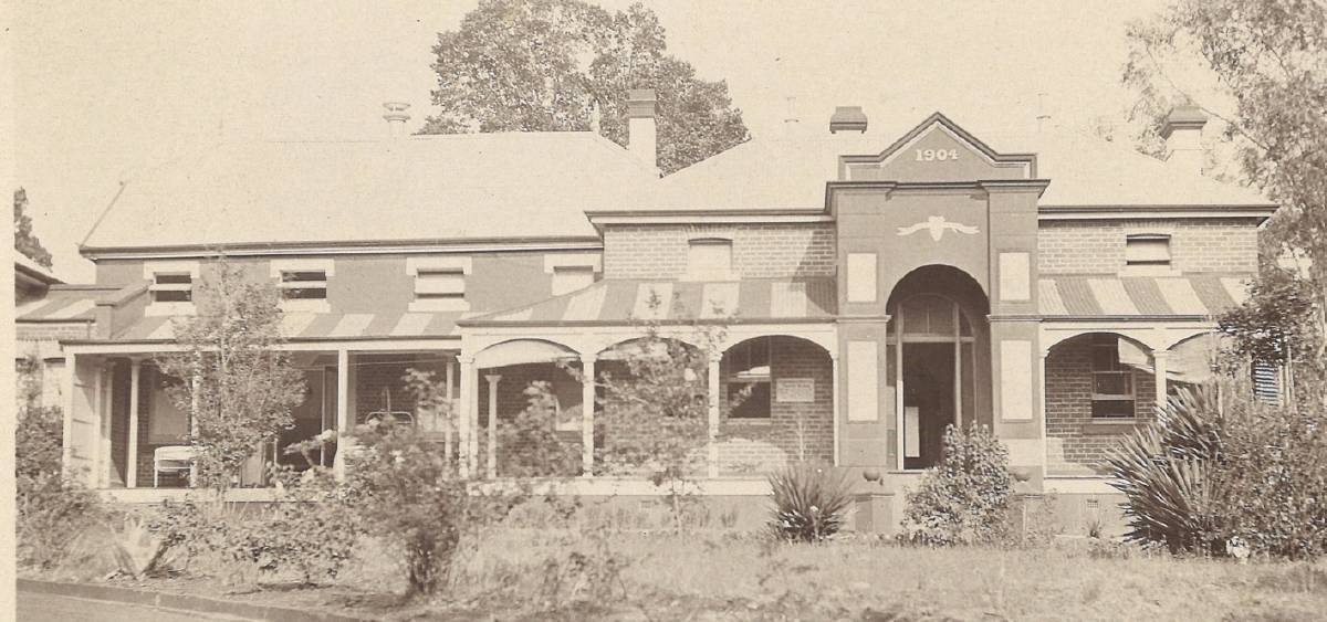Heritage-Glen-Innes-Hospital-now-history-house.jpeg